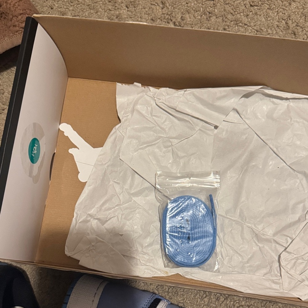 University Jordan 1 Retro High with box - Picture 5 of 5